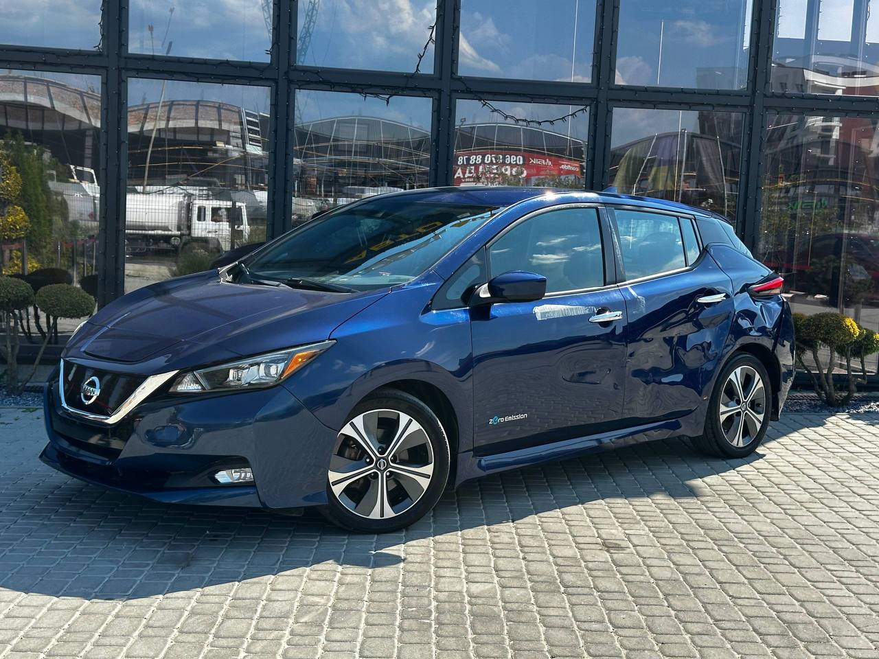NISSAN Leaf 2018