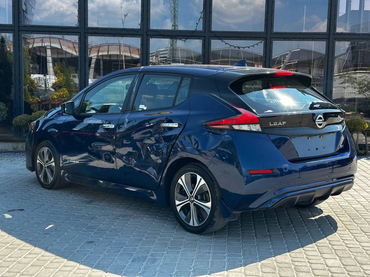 NISSAN Leaf 2018