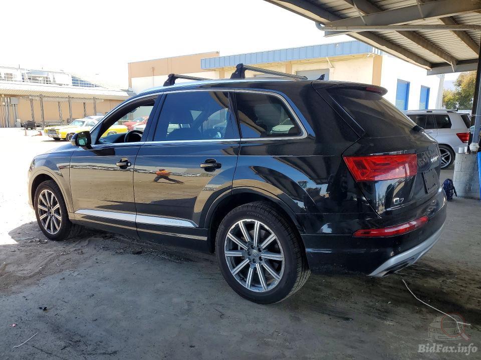 AUDI Q7 2017