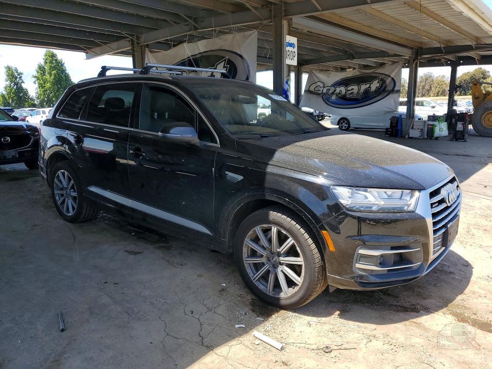 AUDI Q7 2017