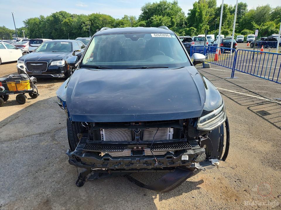 VOLKSWAGEN Tiguan 2024