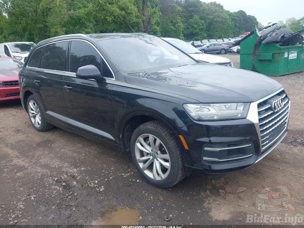 AUDI Q7 2017