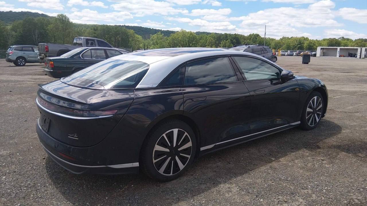 LUCID Air 2023