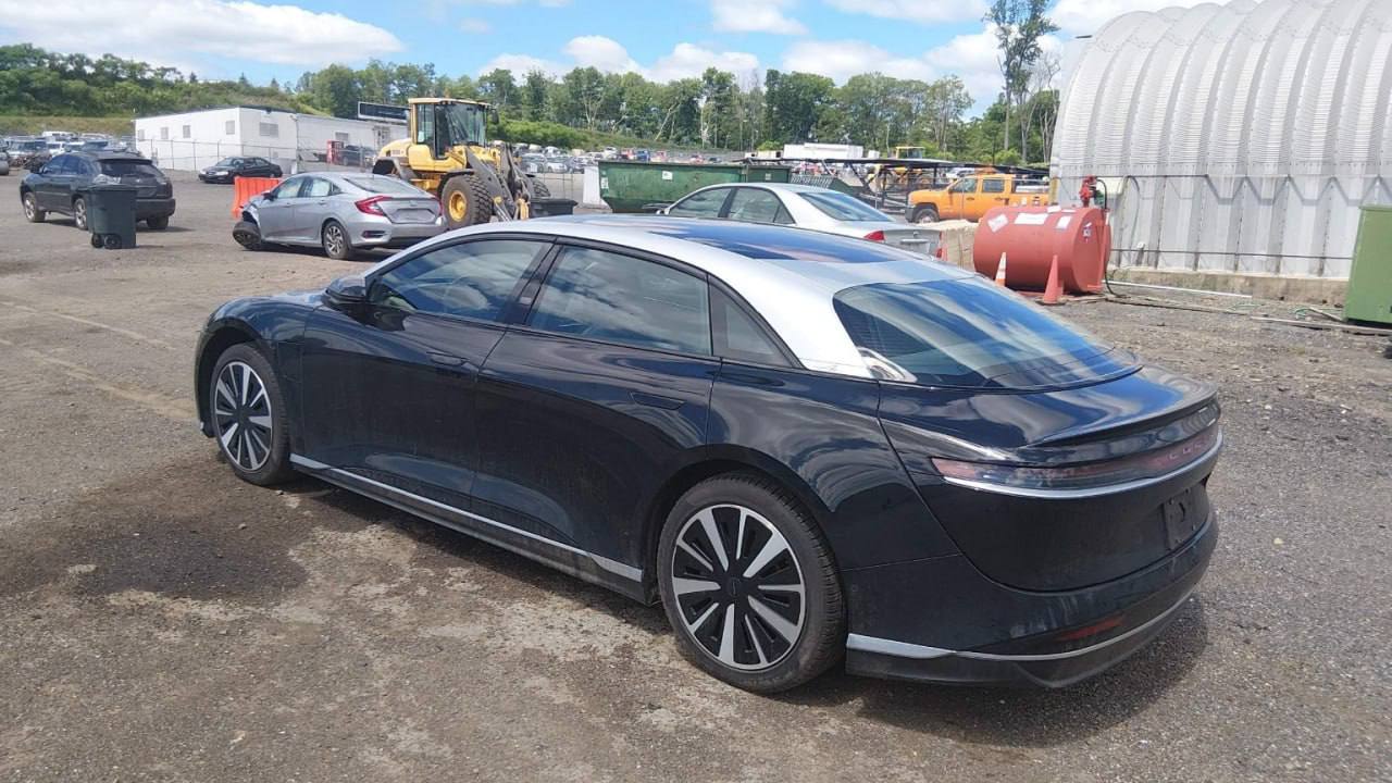 LUCID Air 2023