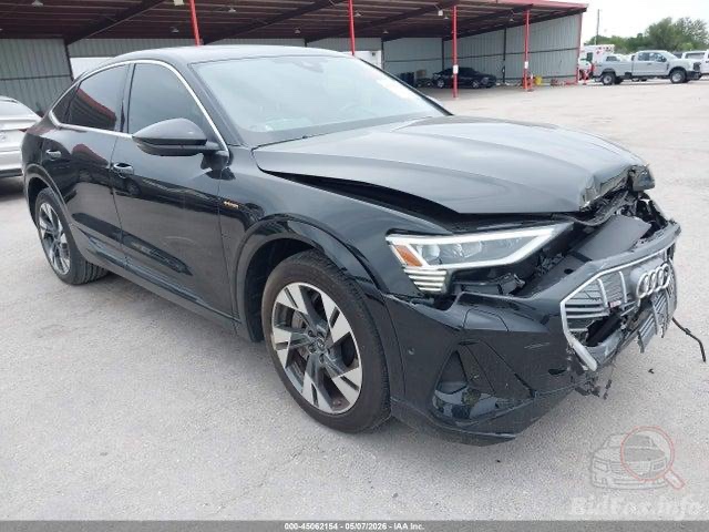 AUDI E-tron 2022