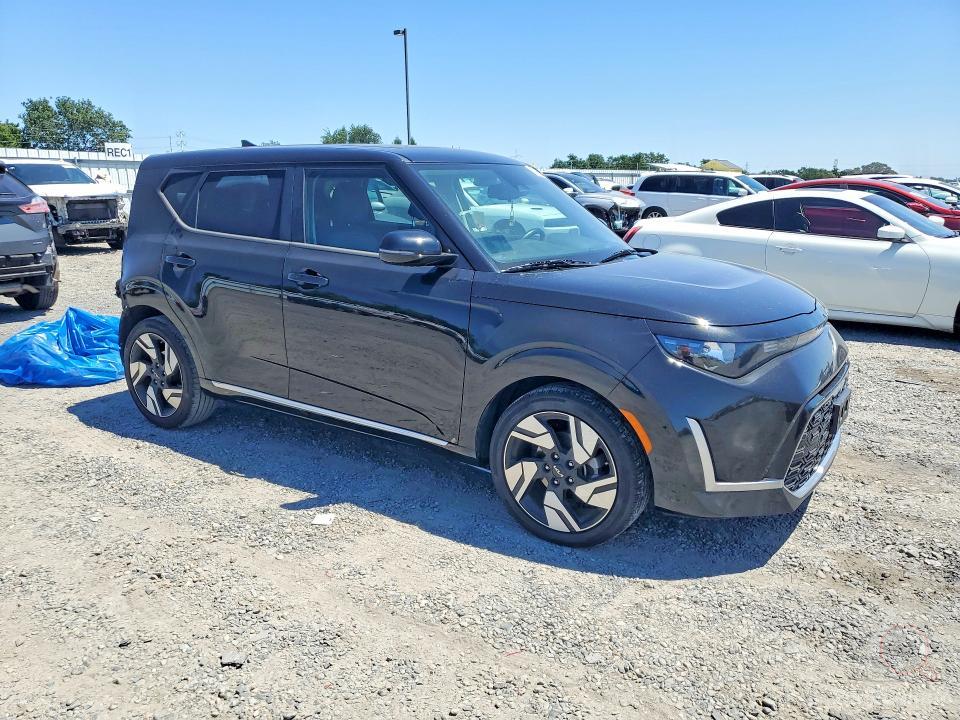 KIA Soul 2023