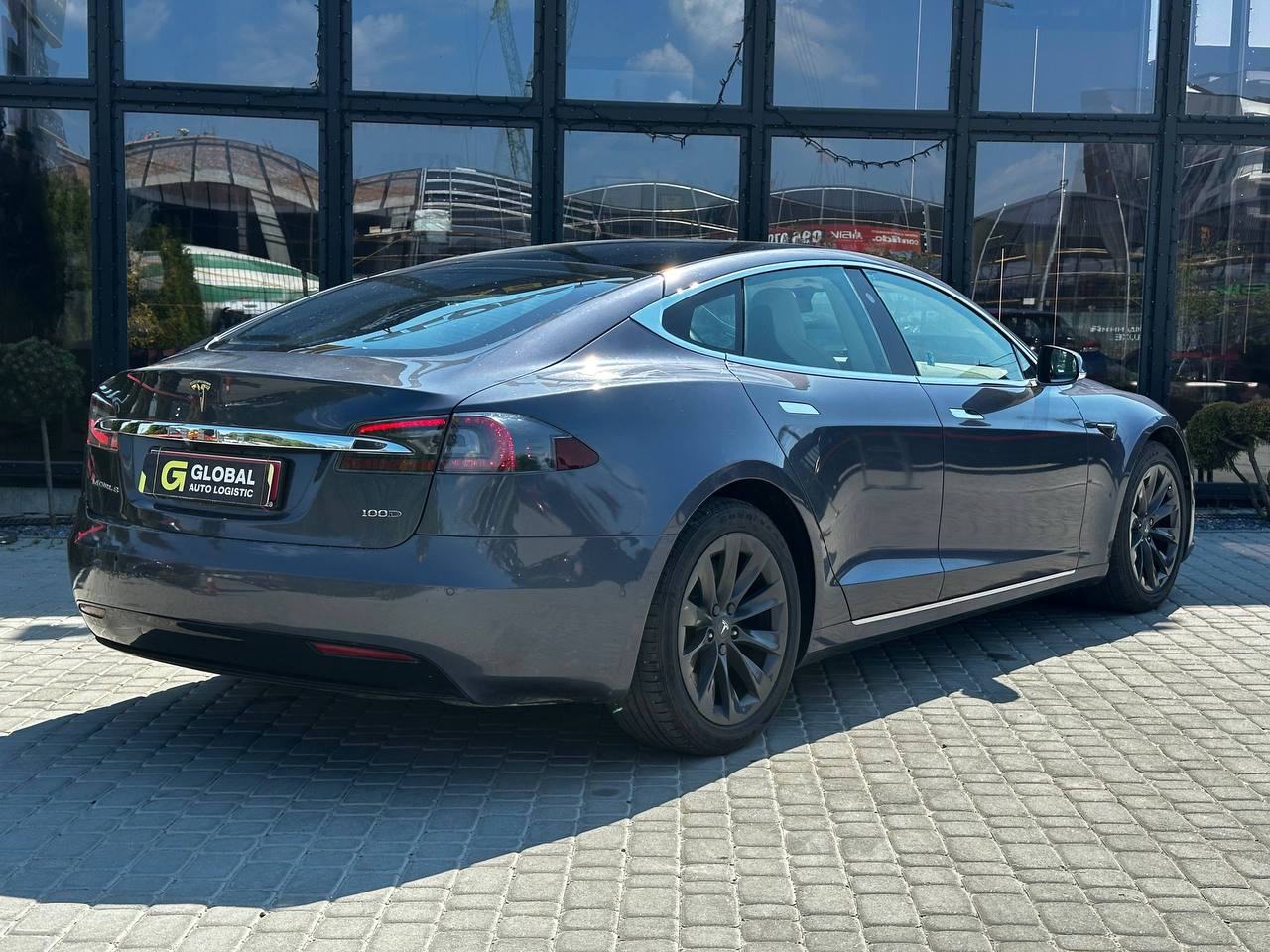 Tesla Model S 2018