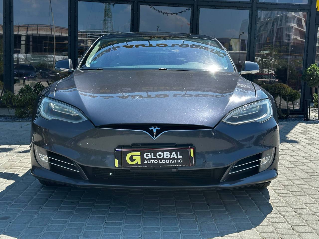 Tesla Model S 2018
