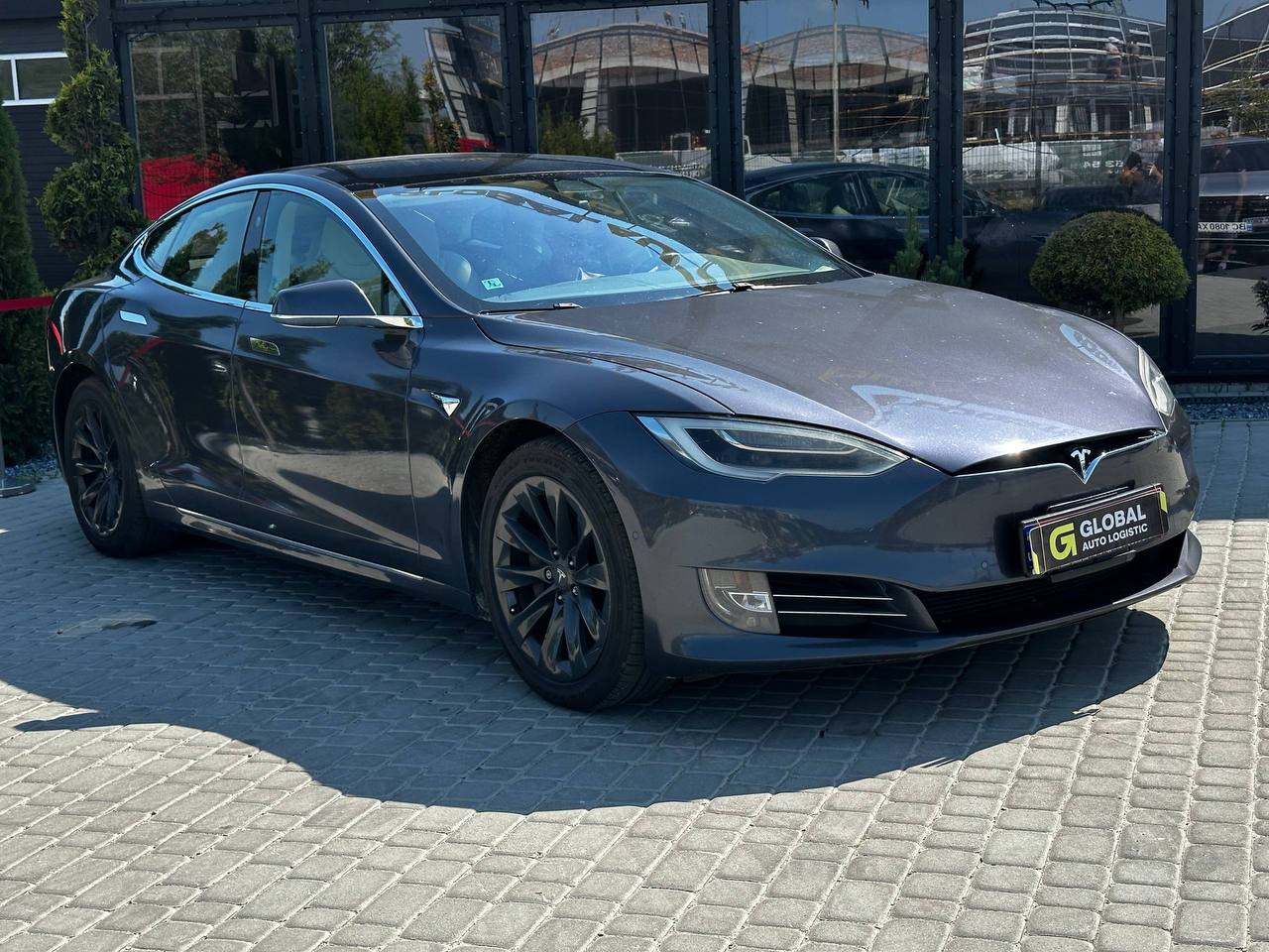 Tesla Model S 2018