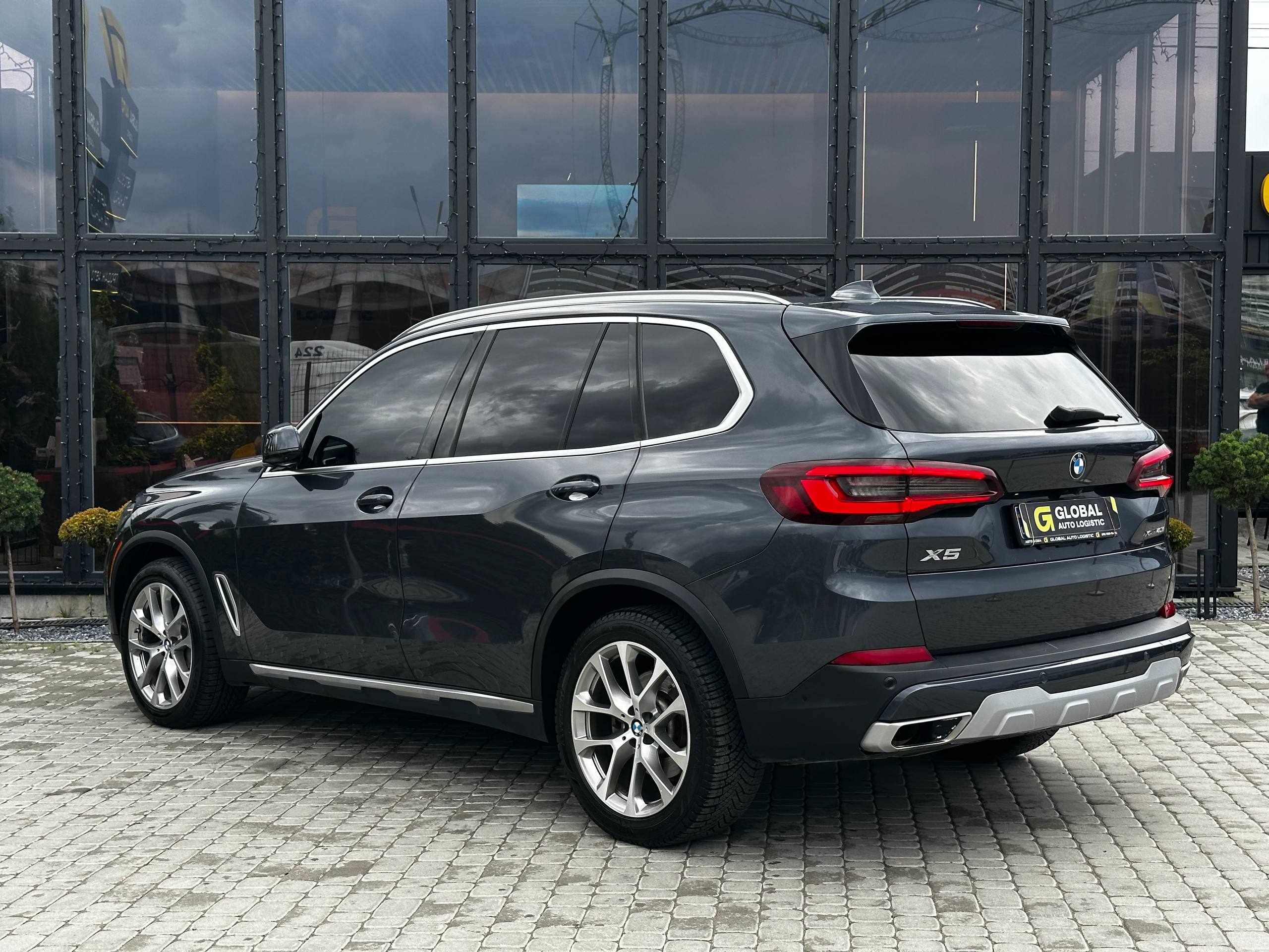 BMW X5 2021