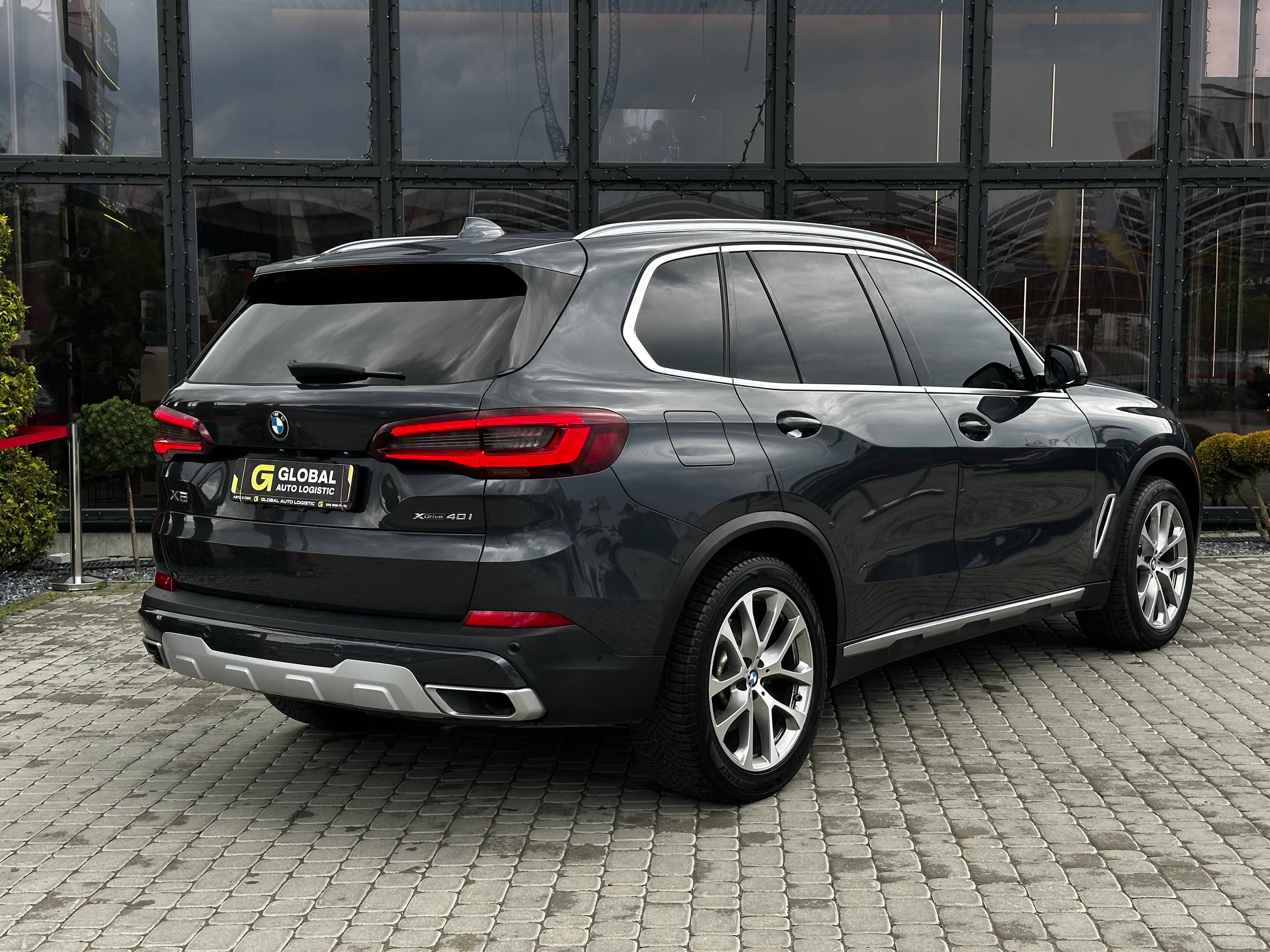 BMW X5 2021