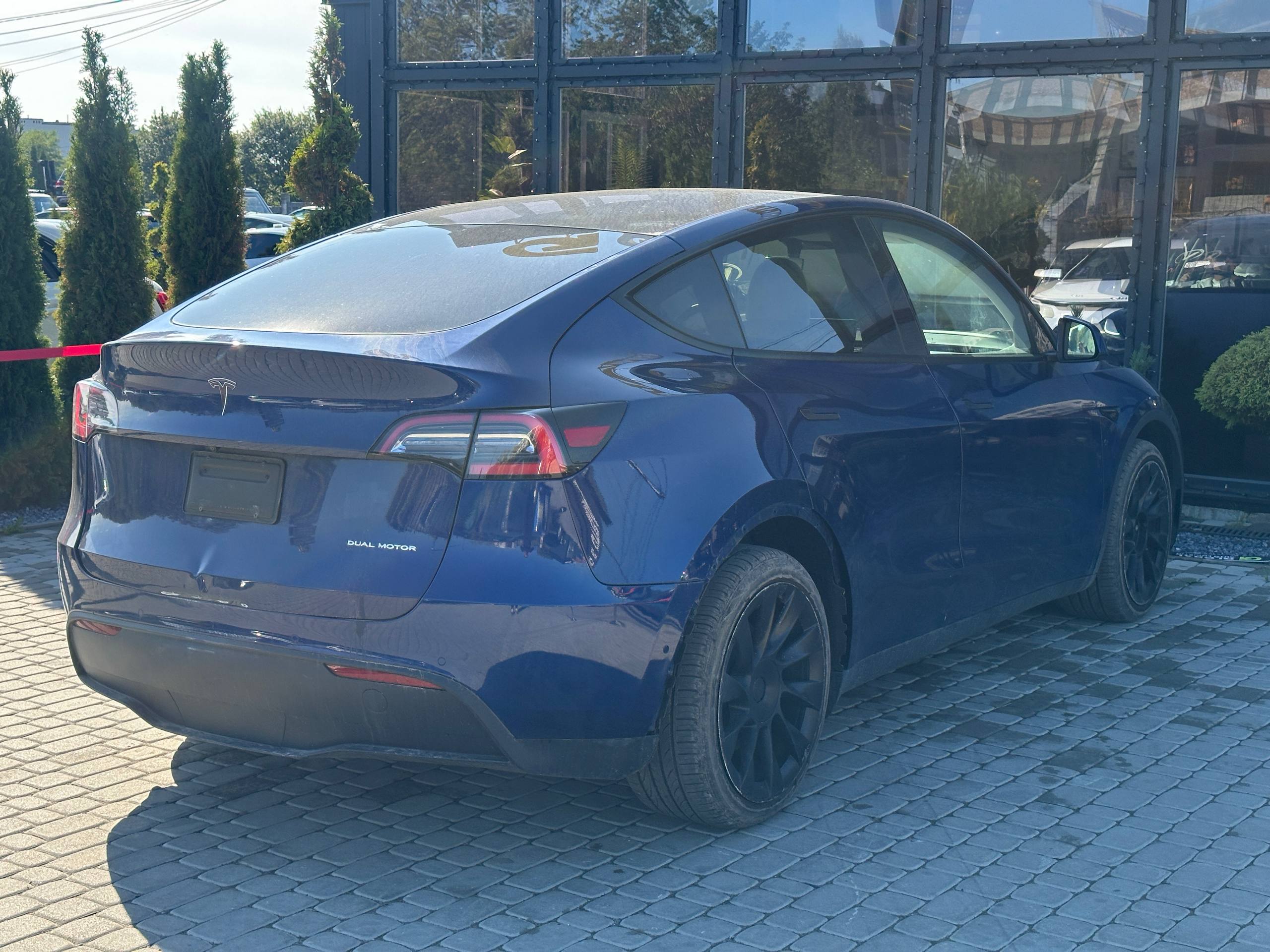 Tesla Model Y 2020