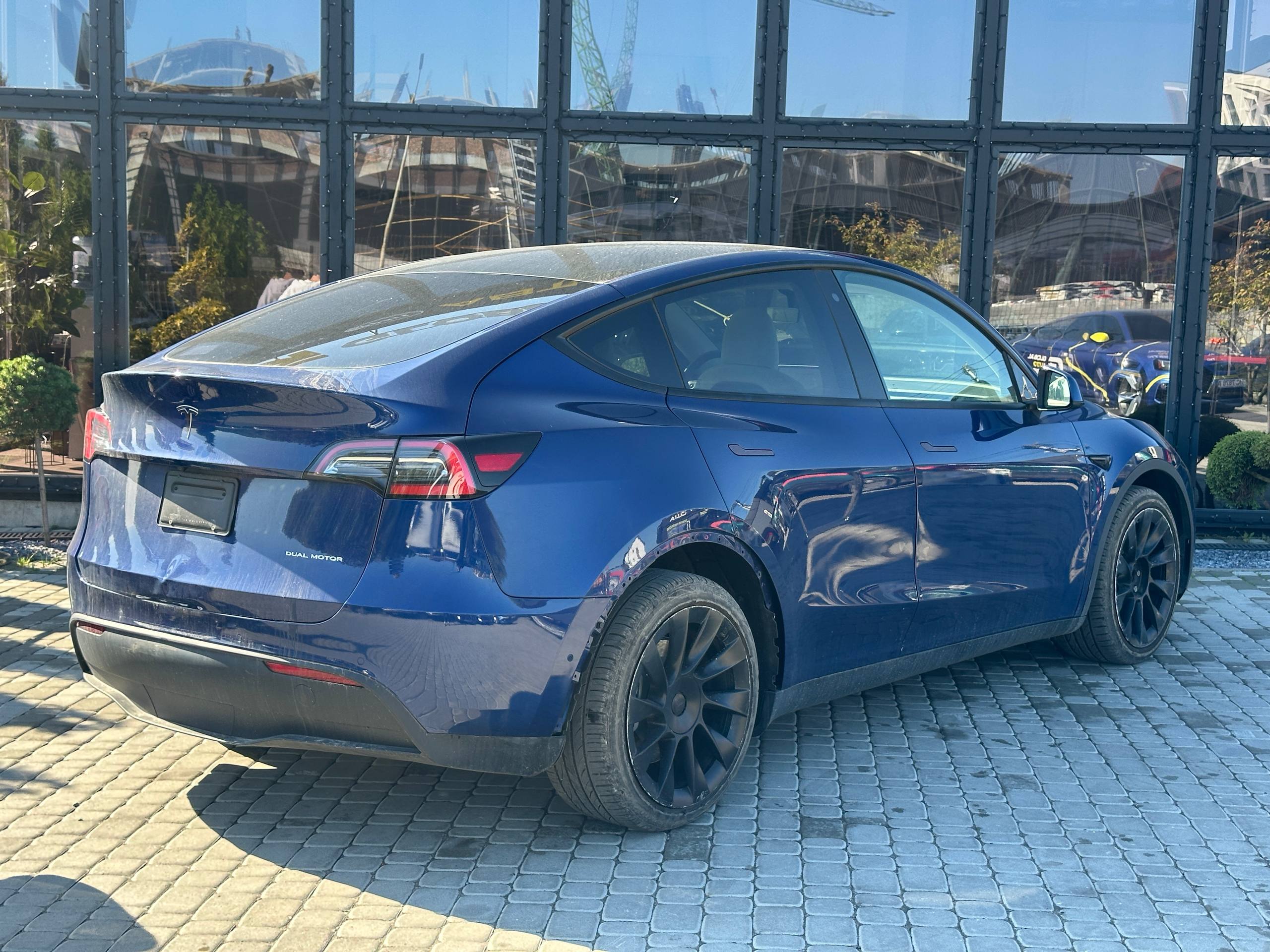 Tesla Model Y 2020