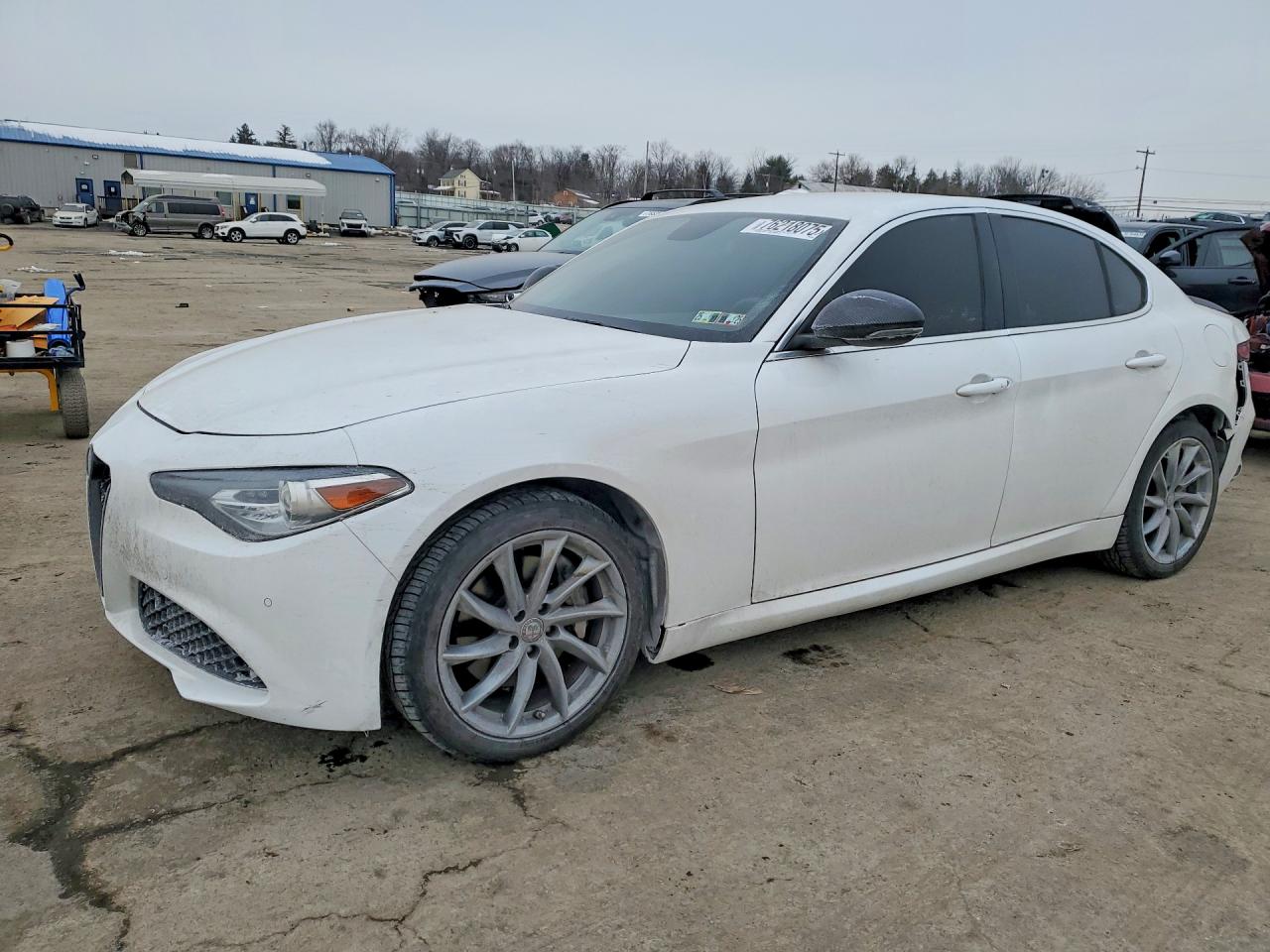 ALFA ROMEO Giulia Q4 2017