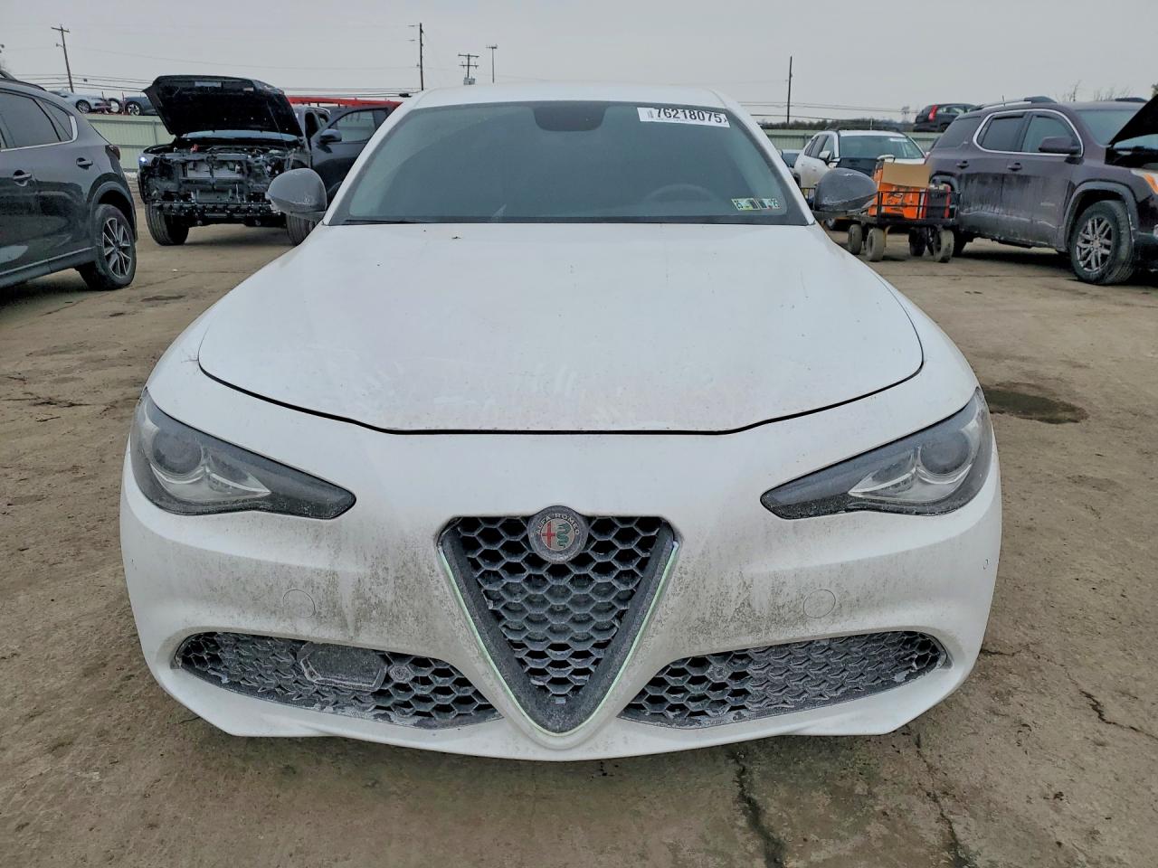 ALFA ROMEO Giulia Q4 2017