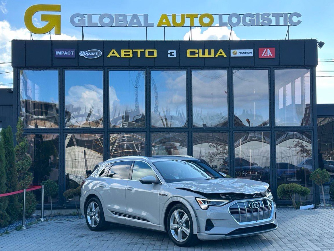 Audi e-tron 2019
