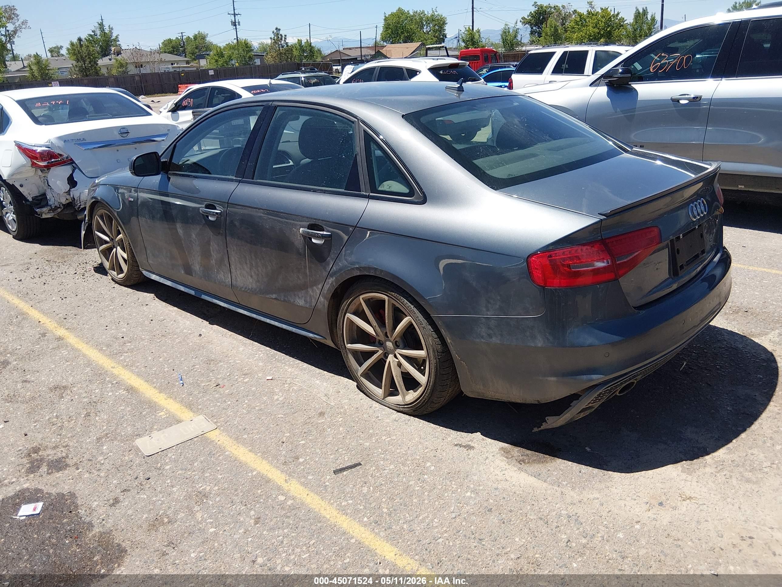 Audi A4 2.0t Premium 2016
