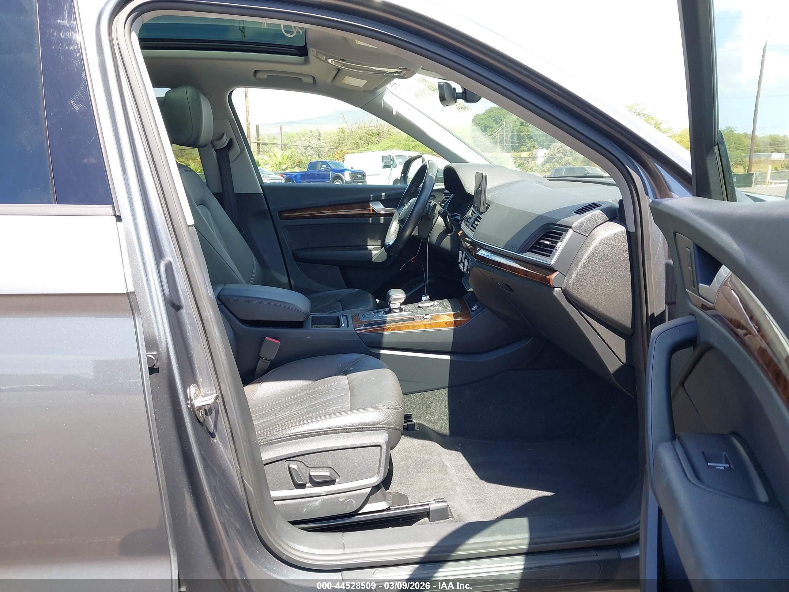 Audi Q5 2.0t Premium/2.0t Tech Premium 2018