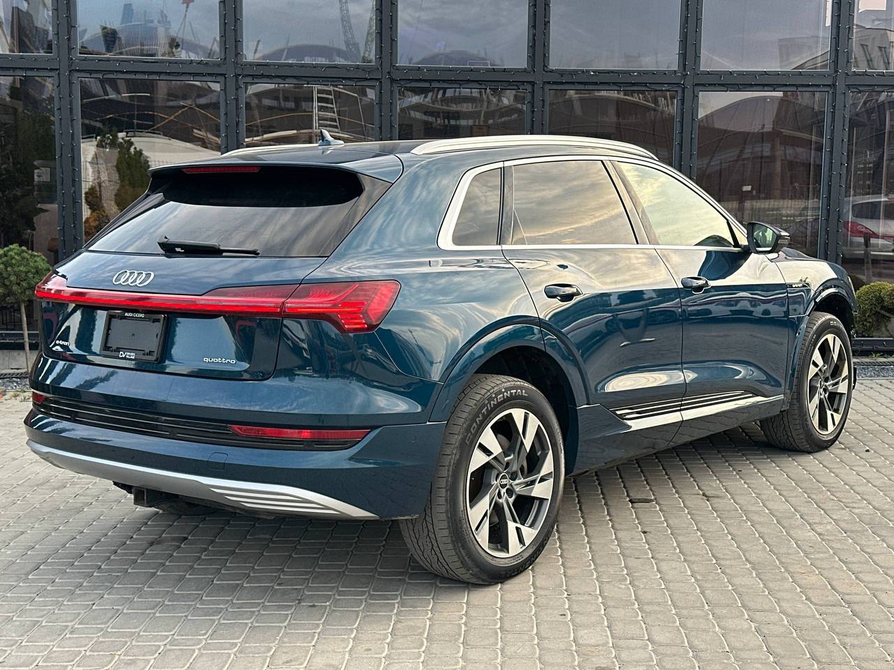 Audi e-tron 2020