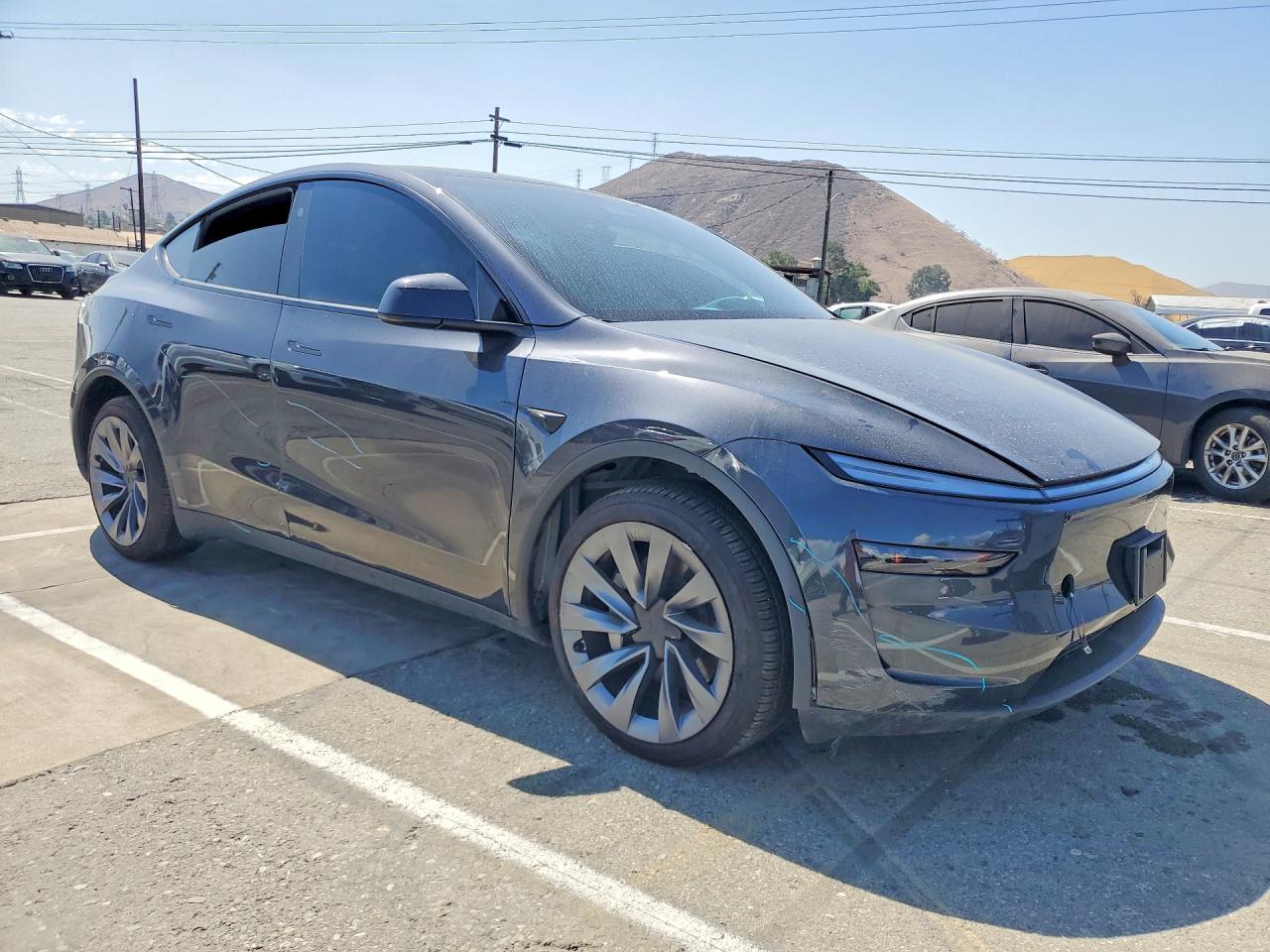 Tesla Model Y 2026