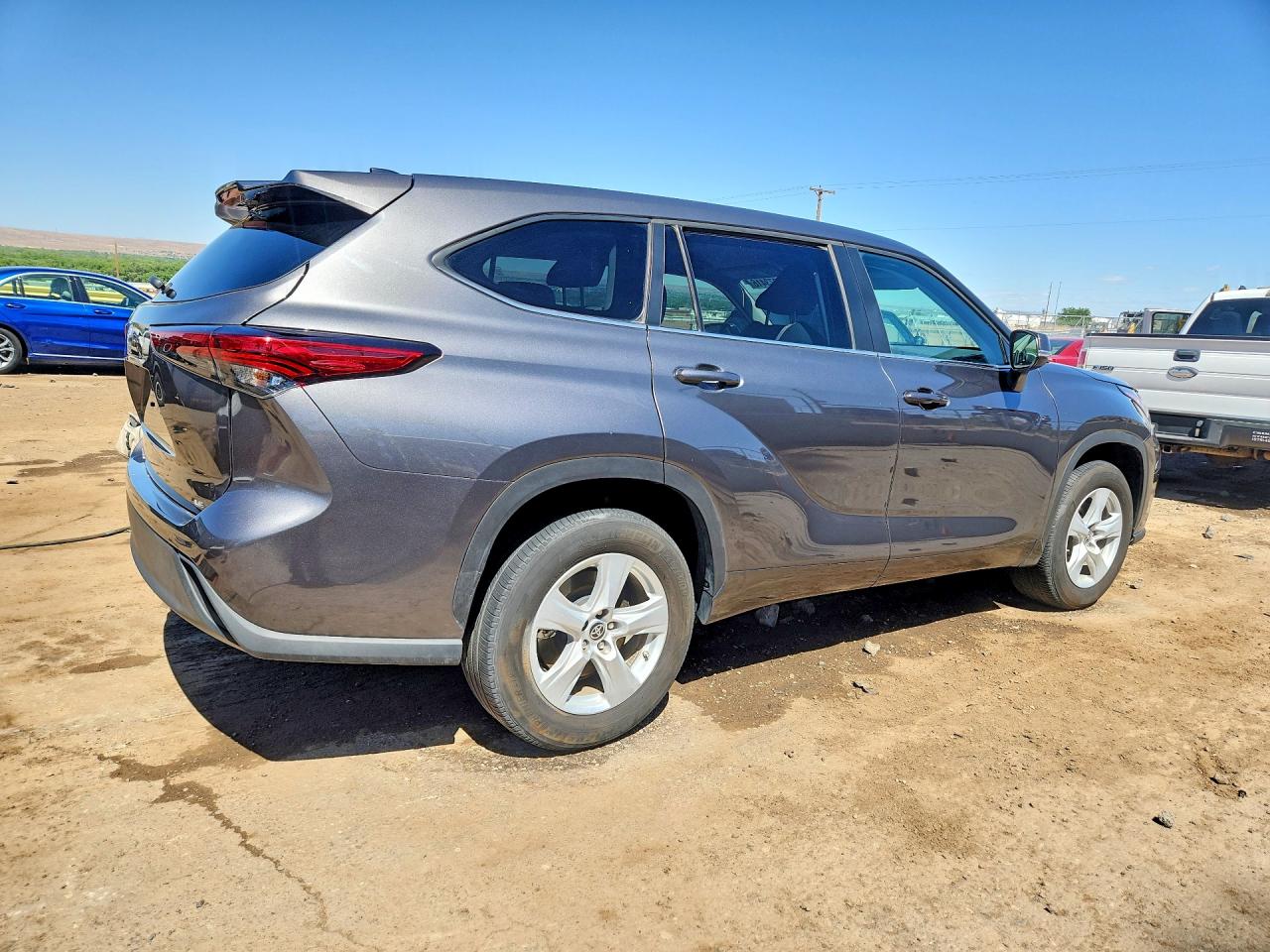 Toyota Highlander Le 2023