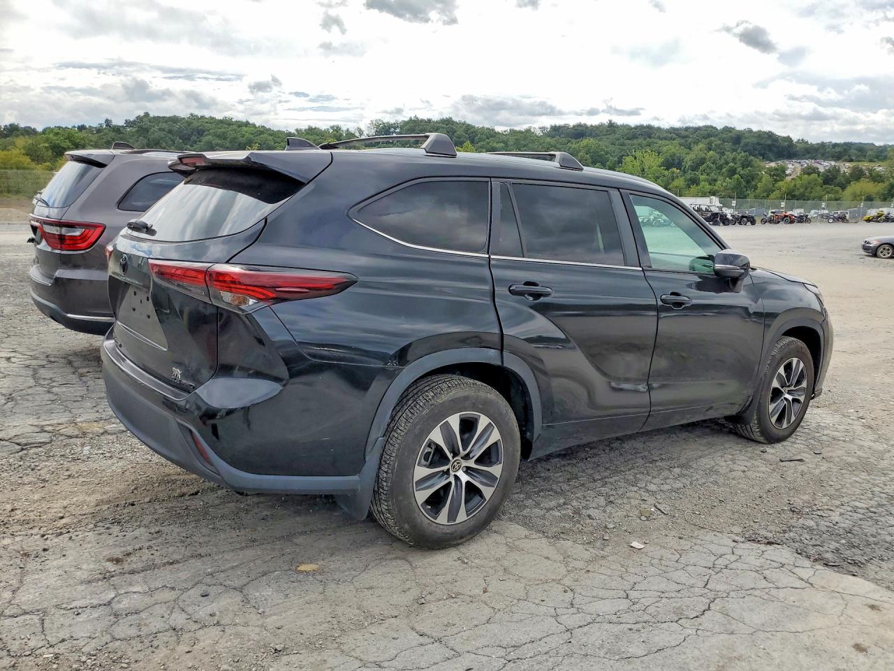 Toyota Highlander Xle 2024