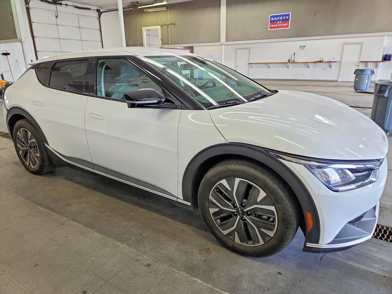KIA Ev6 Light Long Range 2024