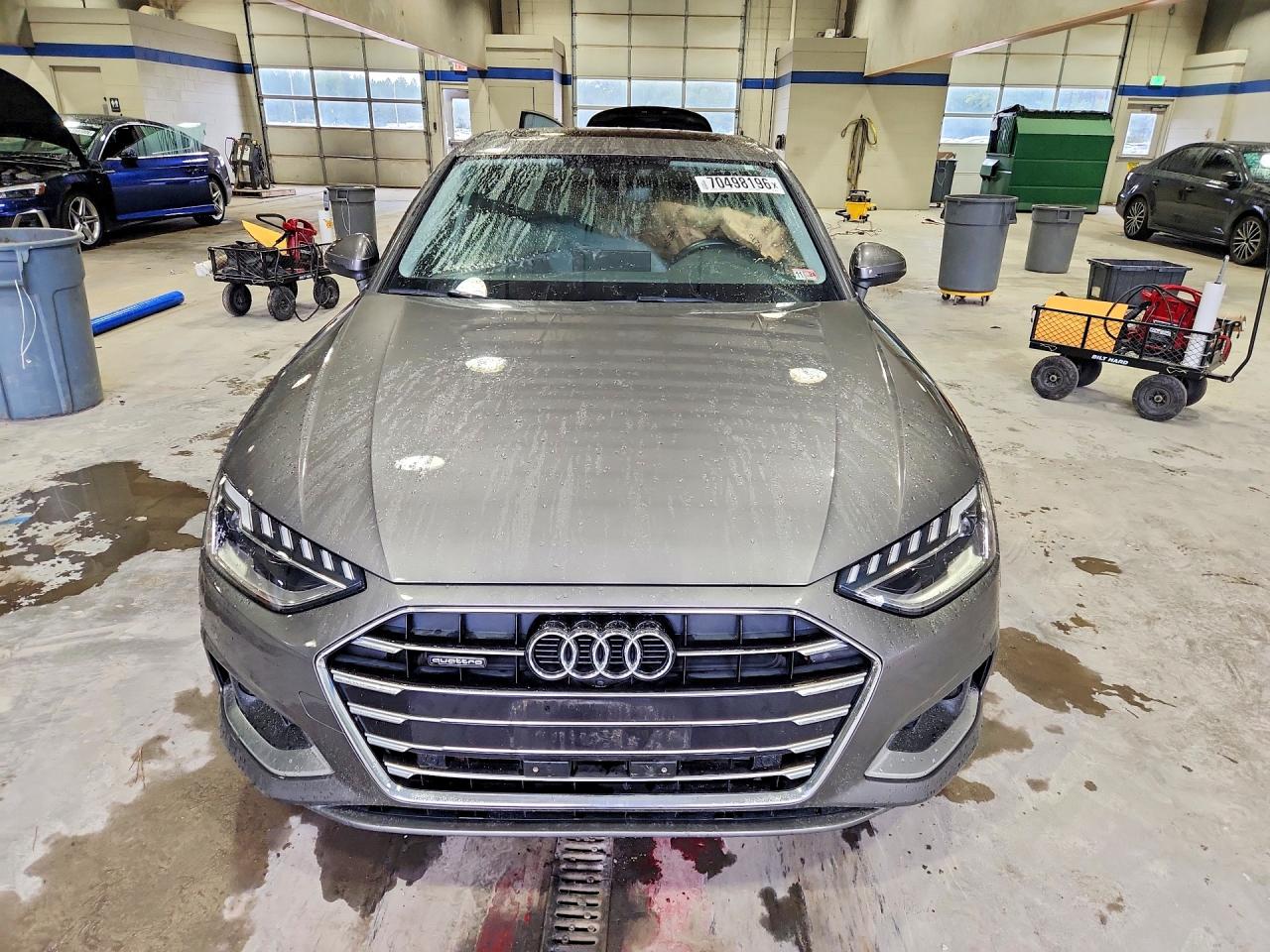 Audi A4 Premium Plus 40 2021