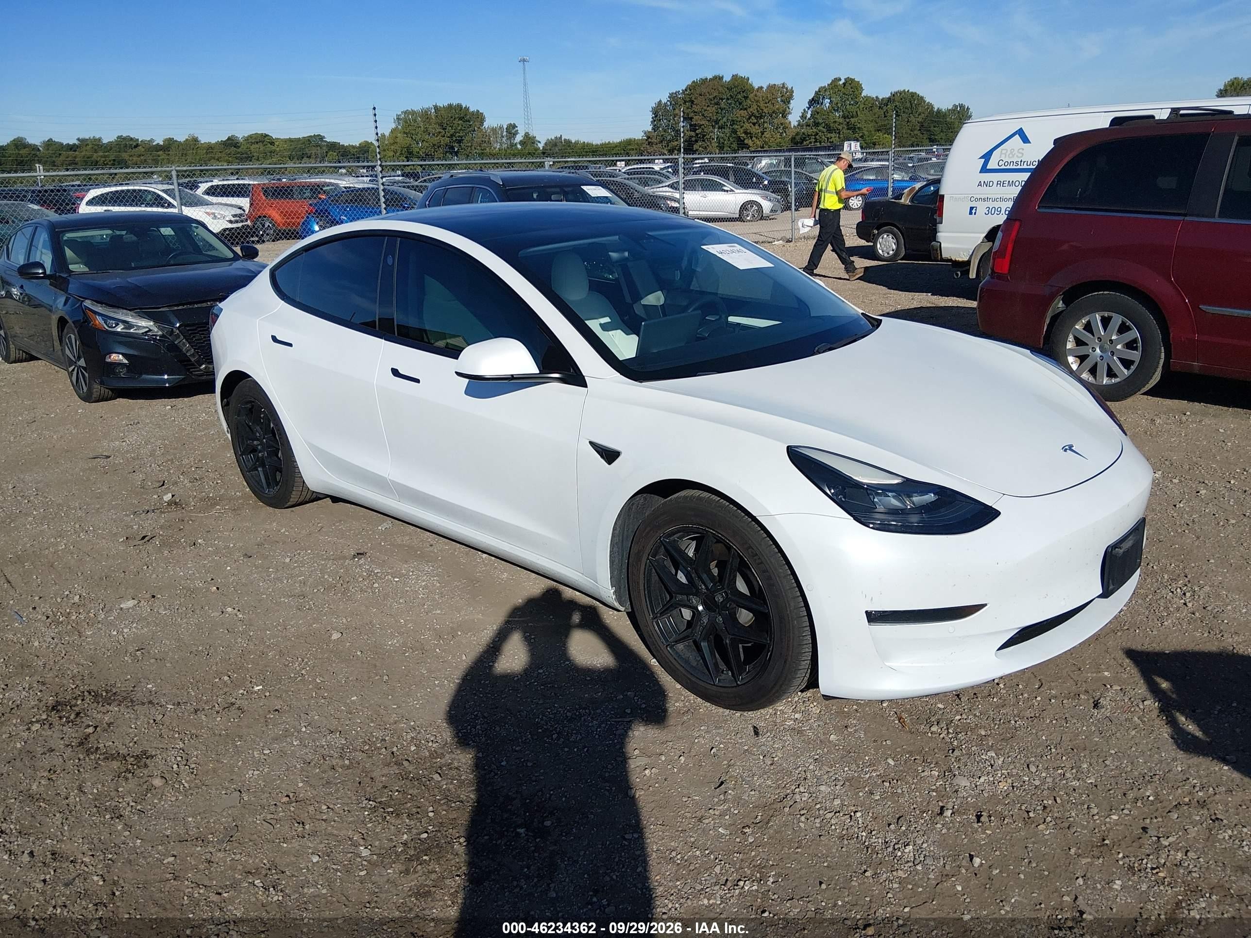 Tesla Model 3 Long Range Dual Motor All-wheel Drive 2021