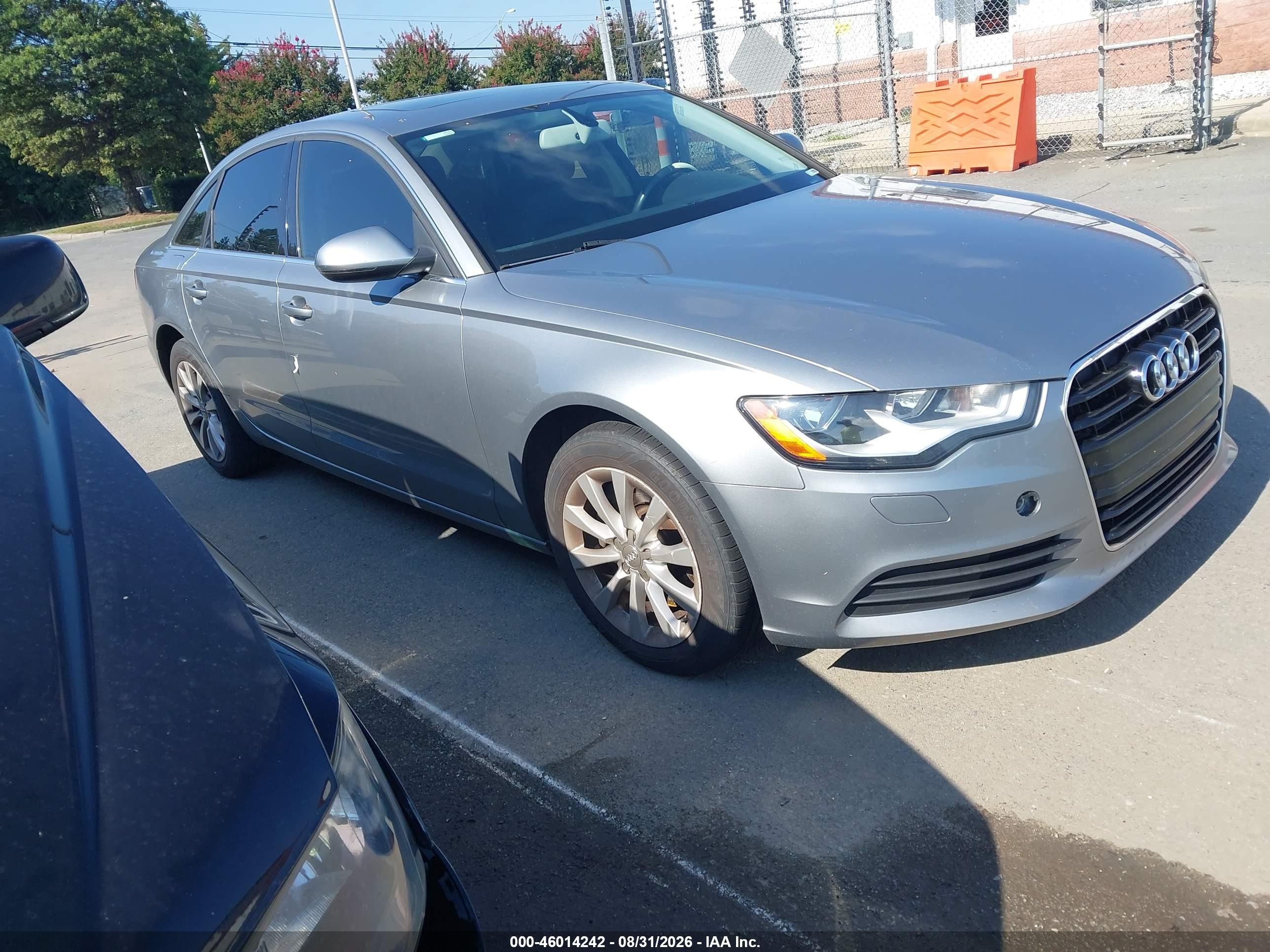 Audi A6 2.0t Premium 2014