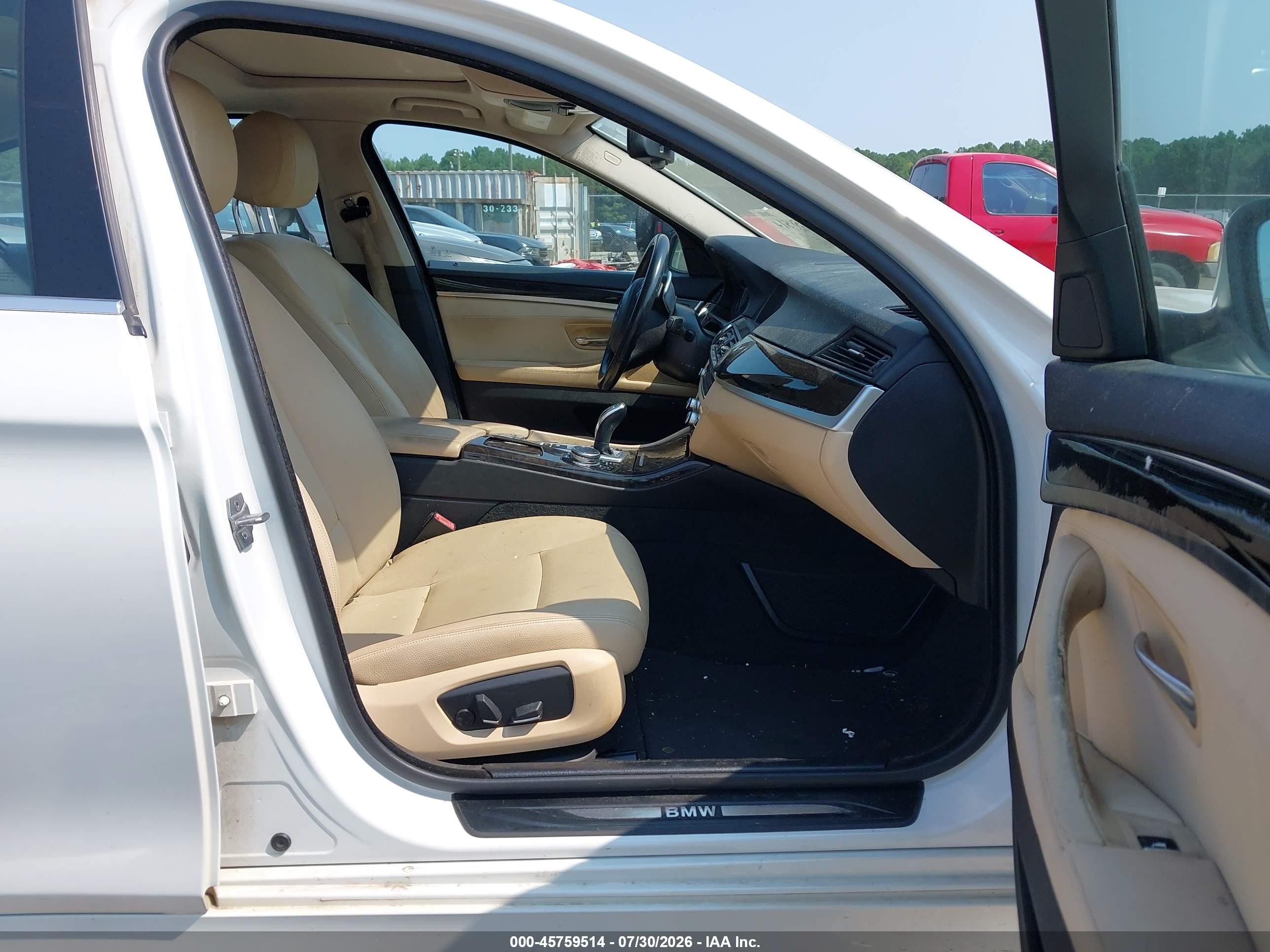 BMW 528i 2016
