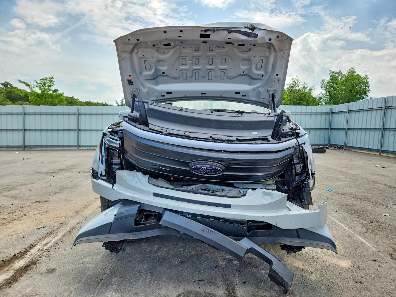 Ford F150 Lightning Pro 2023