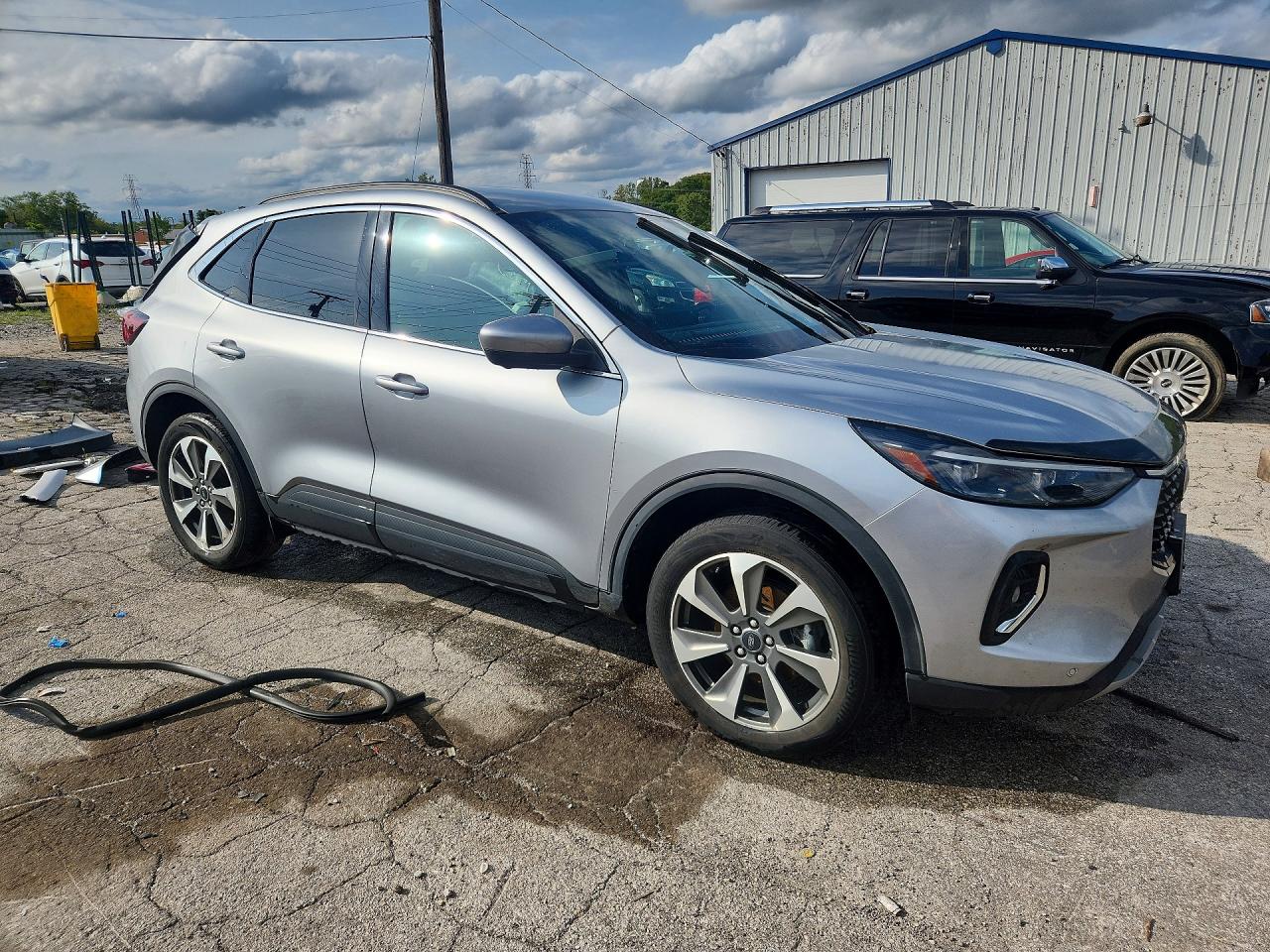 Ford Escape Platinum 2023
