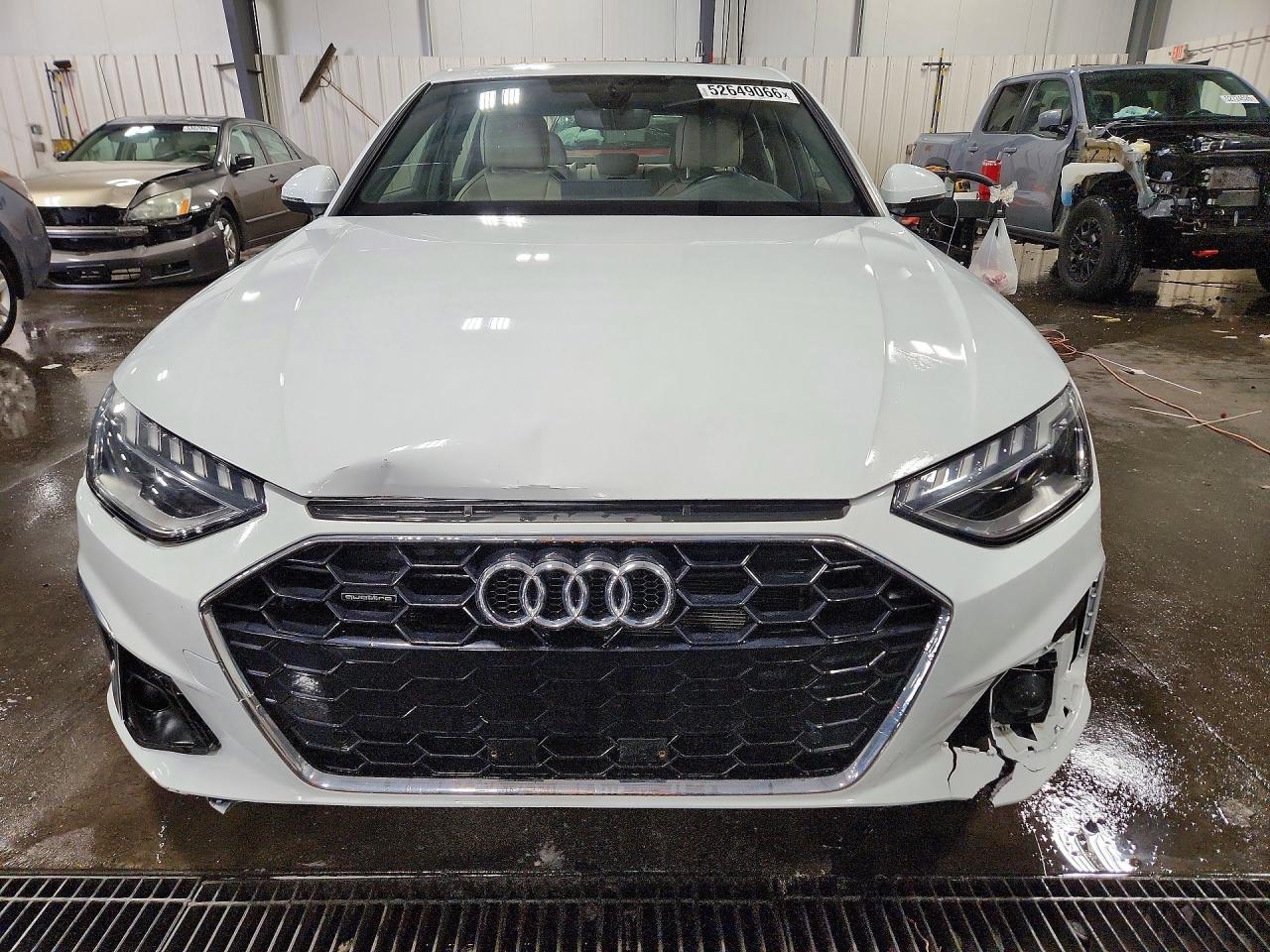 Audi A4 Premium Plus 45 2022